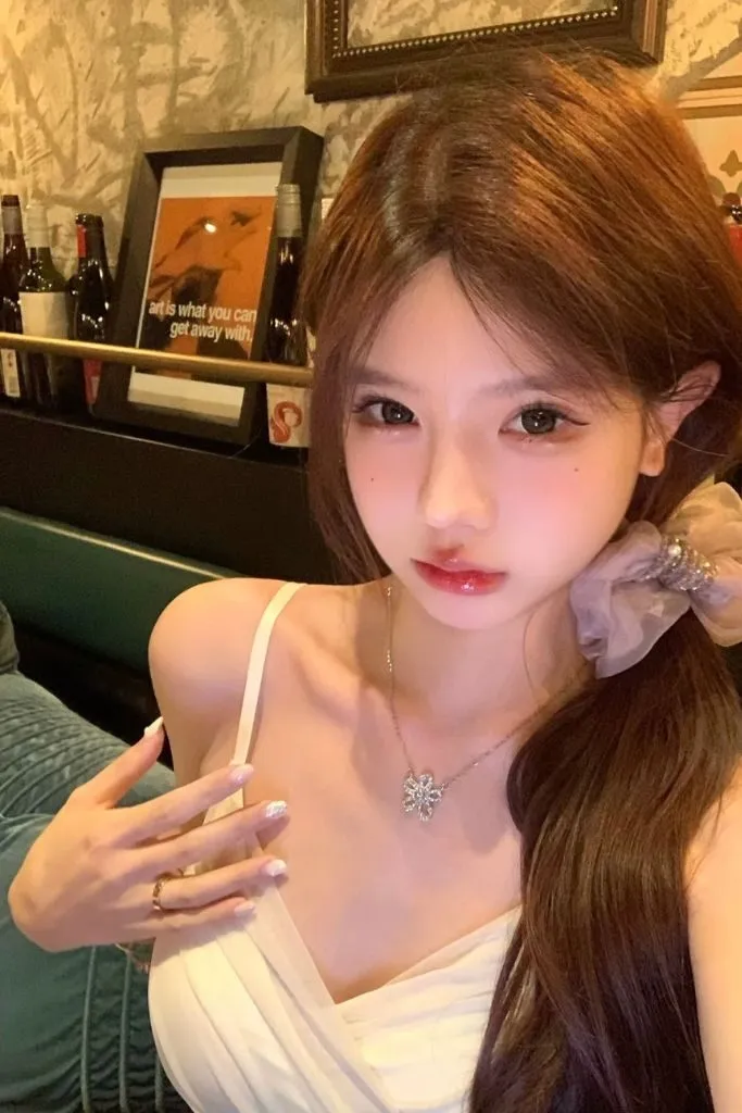 Mít ướt xinh đẹp đang nhõng nhẽo