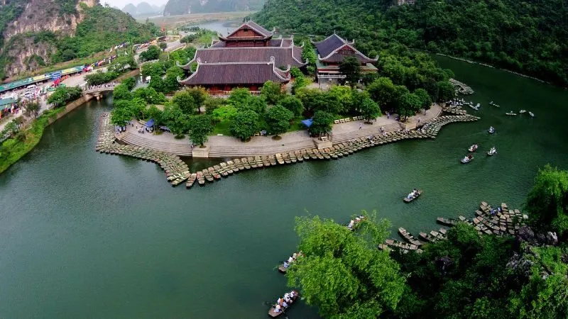 Các điểm du lịch Ninh Bình nổi tiếng du khách không thể bỏ qua