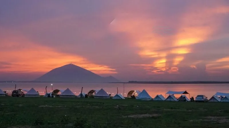 Camping hồ Dầu Tiếng: 7 điểm cắm trại đẹp cho chuyến đi cuối tuần